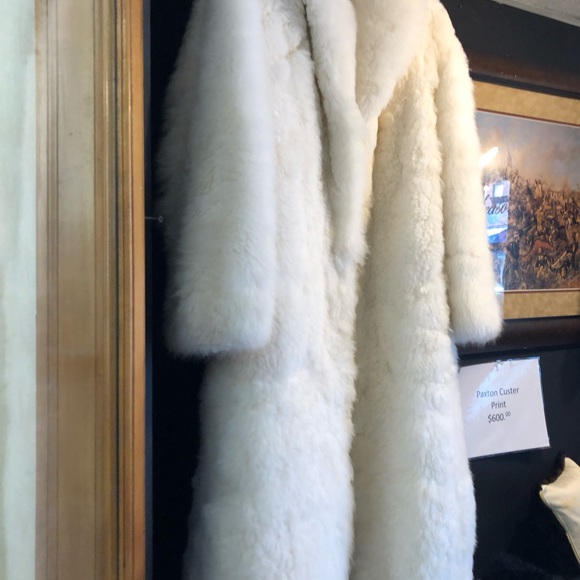 Alpaca fur coat PRICE DROP it’s cold outside! - Picture 2 of 7